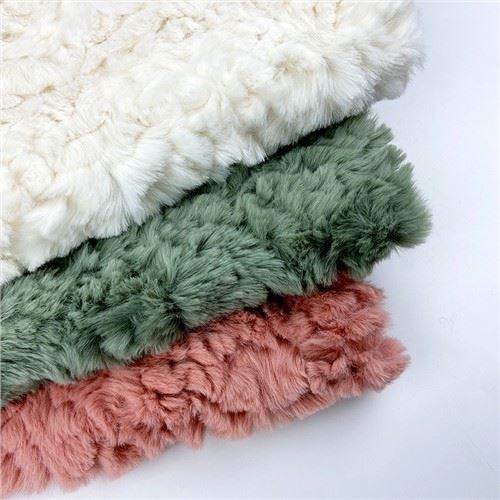 Fabraic Furry Coinín aithrise Rose Swirl